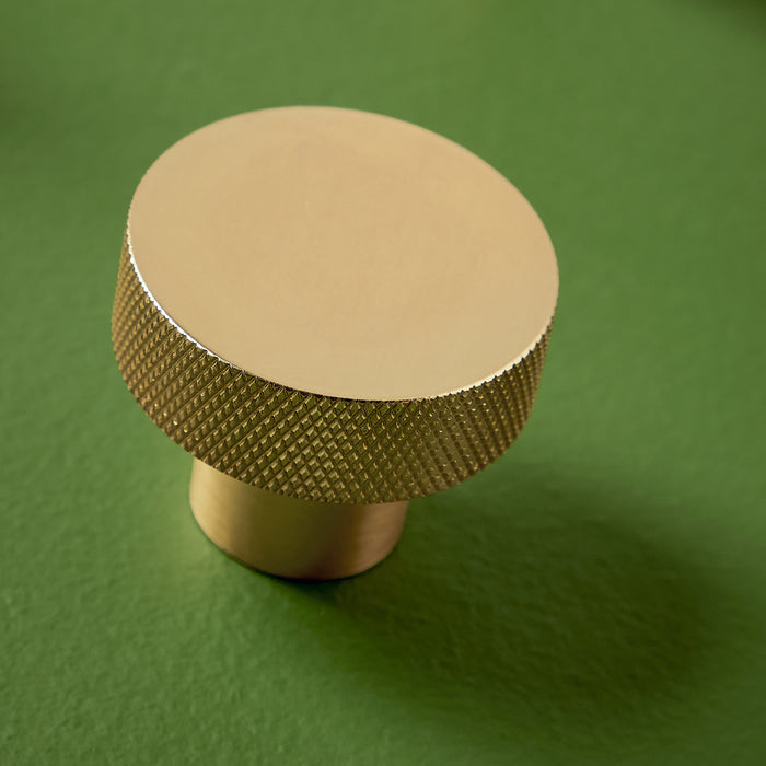 Scudo Knurled Round Furniture Handle 42.5mm