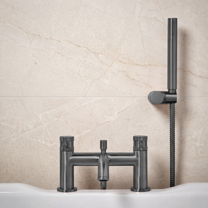 Scudo Core Bath Shower Mixer Tap with Handset