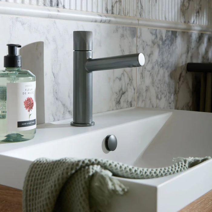 Vado Safari Fluted Leverless Twist-Top Mono Basin Mixer Tap