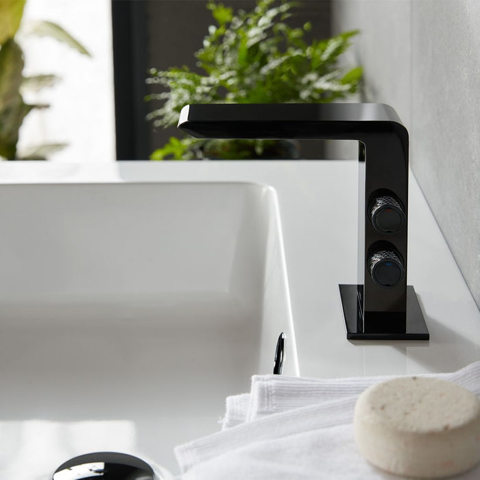 Vado Omika Noir Deck Mounted Mono Basin Mixer Tap